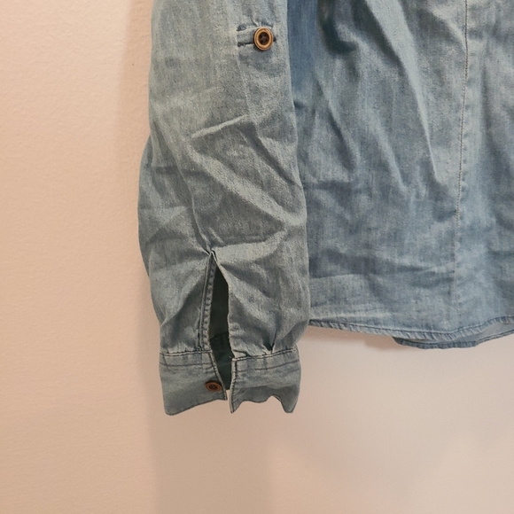 Design by Olivia Women's Classic Roll Up Sleeve Button Down Denim Jean Shirt L - Picture 5 of 8